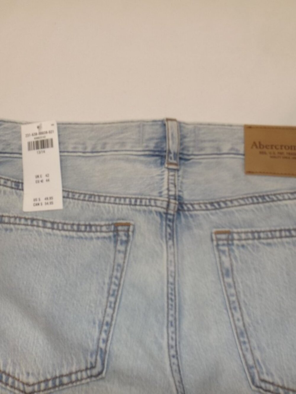Abercrombie Kids Girl’s Low-Rise Baggy Lightwash Denim Jeans Size 13/14 Long